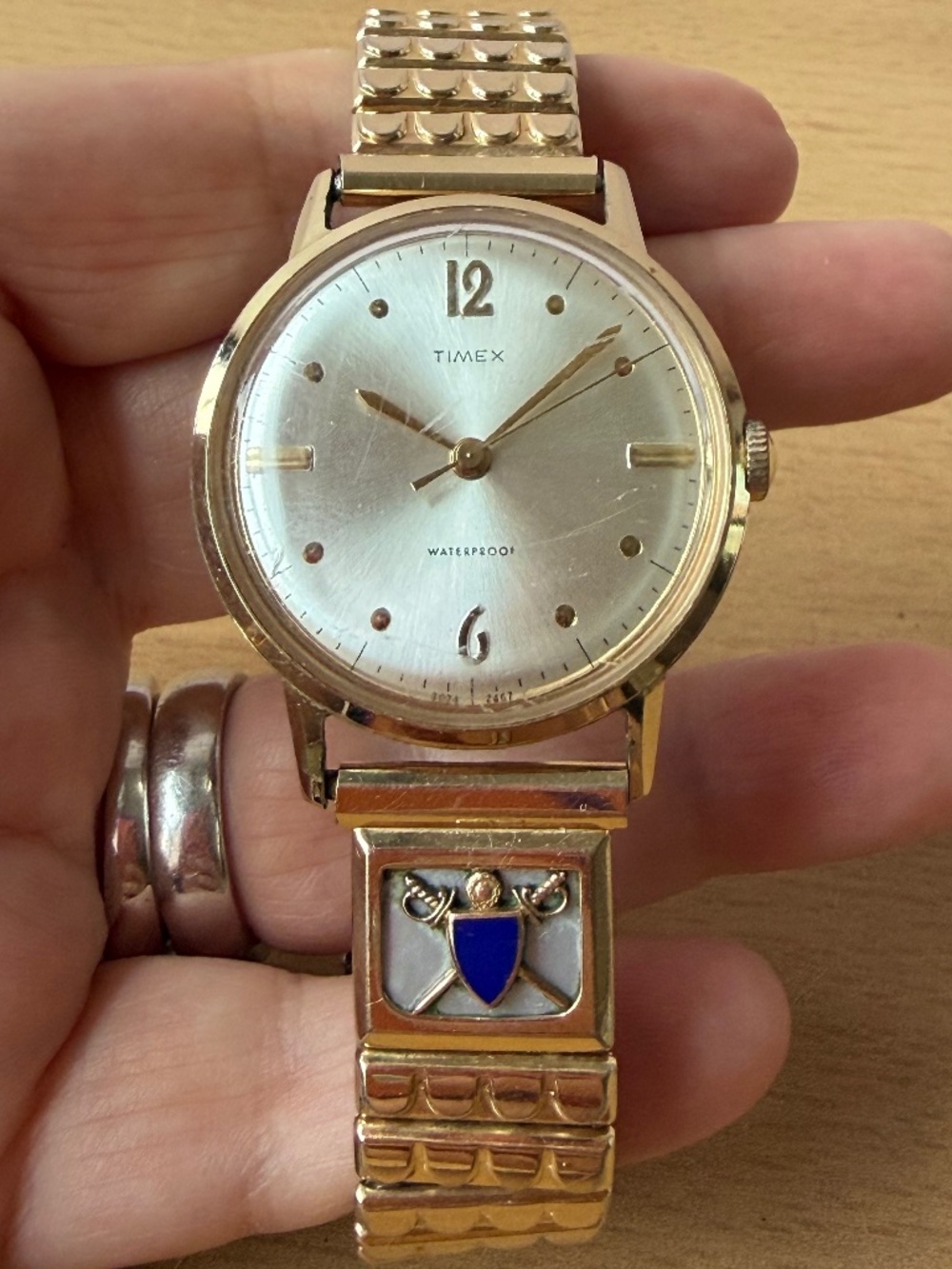 VINTAGE TIMEX MECHANICAL MANUAL WIND UP WATCH KREISLER 14K GF STRETCHY BAND